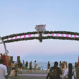 Breeze , Gold Coast Australia